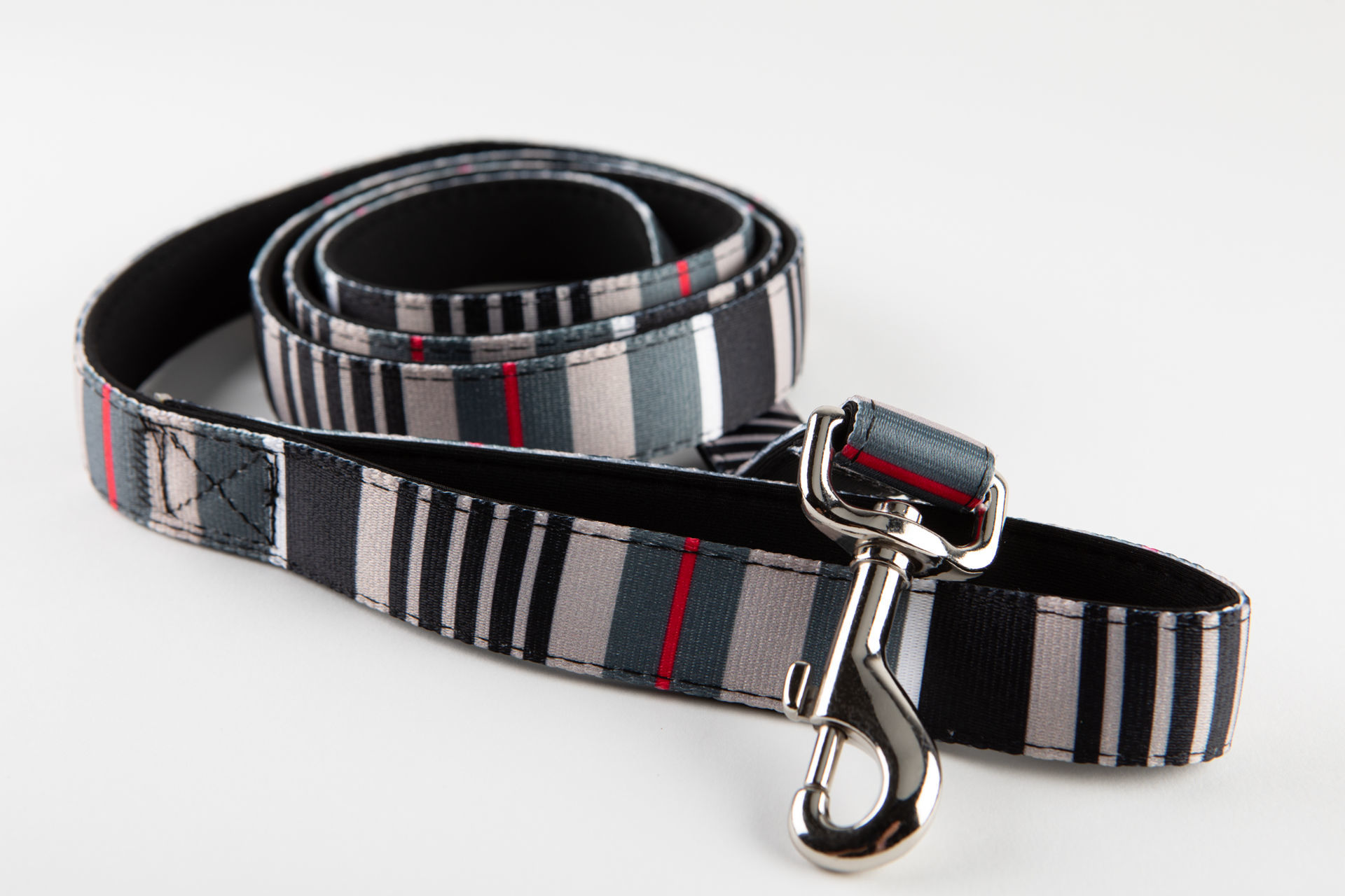 Picture of Leash   1" X 5' - Stripes